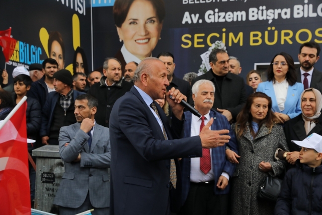 Bilgiç’in bürosuna coşkulu açılış