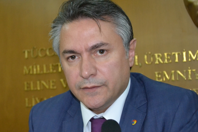 Karadeniz yeni kabineyi sevdi