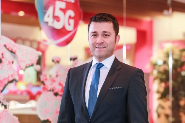 “4.5G servisleriyle yenilenen red tarifeleri tüm ihtiyaçları karşılıyor”
