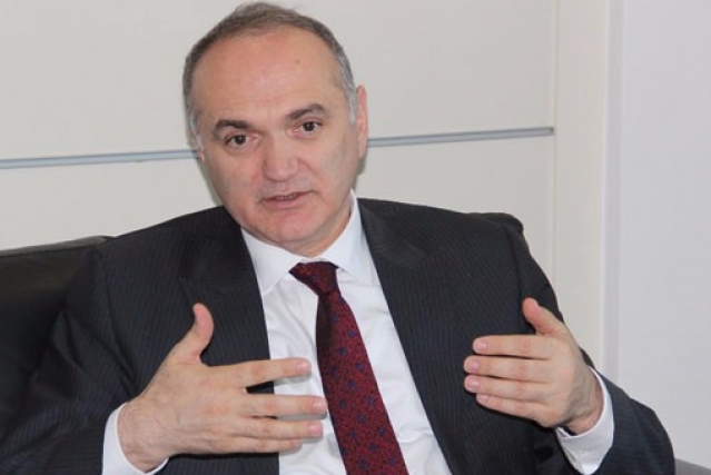 Bakan Özlü’den 'yerli otomobil' açıklaması