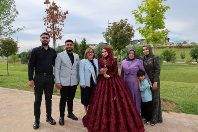 GAZİANTEP BÜYÜKŞEHİR’DEN YENİ EVLİ ÇİFTLERE UNUTULMAZ BİR HEDİYE