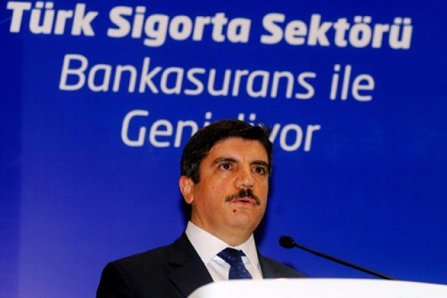 Aktay: Darbelere karşı Türkiye'nin sigortası Erdoğan