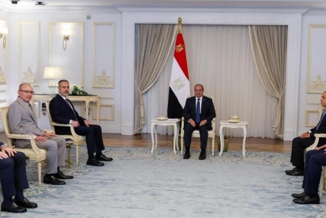 Bakan Fidan, Mısır Cumhurbaşkanı Sisi tarafından kabul edildi