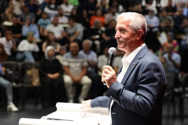 Evlilik okulunu tamamlayan 481 çift sertifikalarını aldı