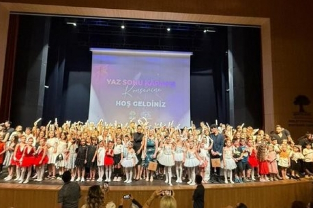 Şehitkamil yaz sanat akademisi konserle sona erdi