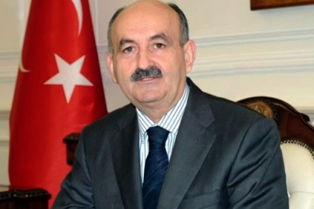 Çalışma Bakanı Müezzinoğlu'ndan 'emeklilere promosyon' açıklaması