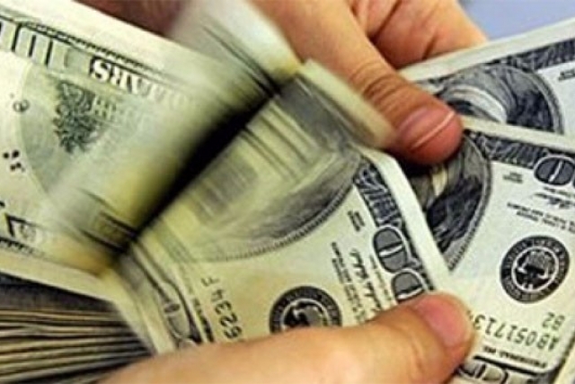 Dolar rekor seviyesinden uzaklaşıyor