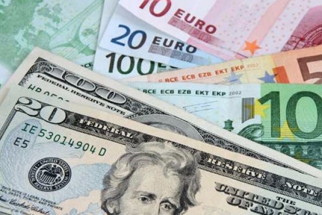 Dolar, tarihi rekordan sonra düşüşte