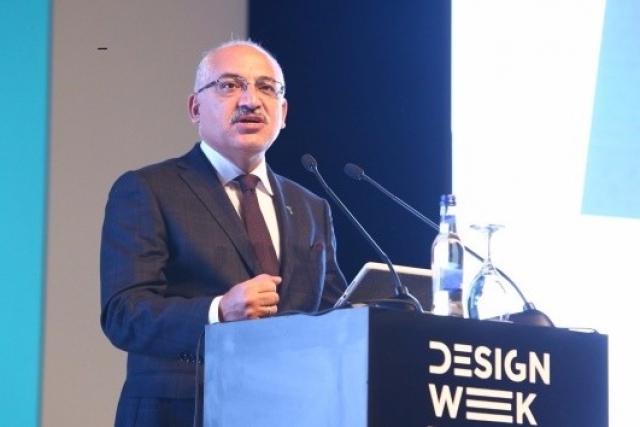 Büyükekşi: 'Türkiye trend peşinde koşmayacak, trendlere yön verecek'