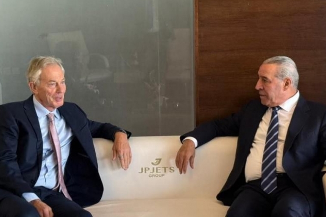 Filistin Devlet Başkanı Yardımcısı Al-Sheikh, İngiltere’nin eski Başbakanı Blair ile bir araya geldi