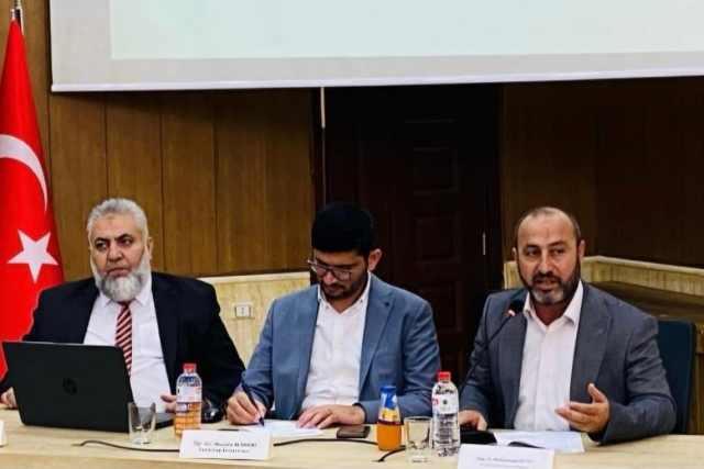 AZEZ İSLAMİ İLİMLER FAKÜLTESİ’NDE AİLE PANELİ DÜZENLENDİ