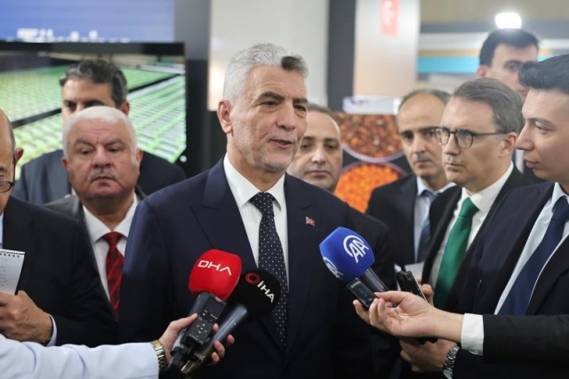 Ticaret Bakanı Ömer Bolat, ‘Bağdat Türk İhraç Ürünleri Fuarı'nın açılışına katıldı