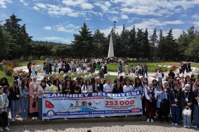 Şahinbey, 253 bin gazi torununu özel uçakla şehit topraklarına ulaştırdı