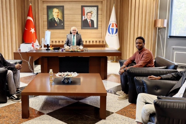 GAÜN REKTÖRÜ PROF. DR. DOĞAN ULUSLARARASI ÖĞRENCİLERLE BULUŞTU