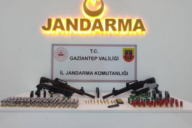 Gaziantep'te 29 adet ruhsatsız silah ele geçirildi: 2 şahıs tutuklandı