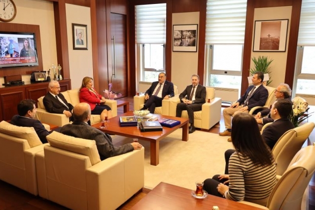 HKÜ’de Türkiye-Azerbaycan dostluğu ve stratejik ortaklığı