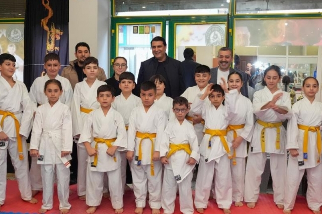 Yılmaz’dan Karşıyaka’ya kütüphane müjdesi