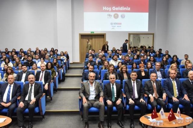 "Güç Gençte, Gelecek Gaziantep'te" projesi çalıştayı gerçekleştirildi