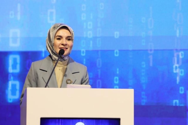 Bakan Göktaş: "Dijital medya ve oyun platformlarına dair yasal düzenlemeyi yakın zamanda hayata geçireceğiz"