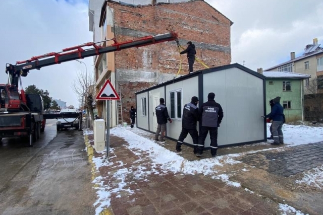 İnönü'de soğukta servis beklemeye son