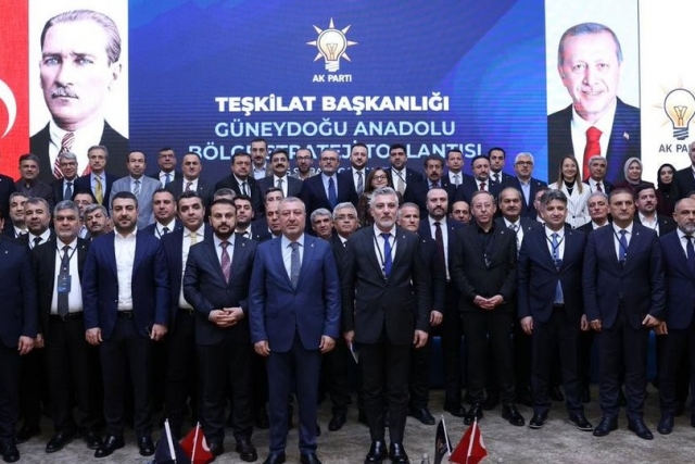 AK Parti Gaziantep’te Strateji Zirvesi