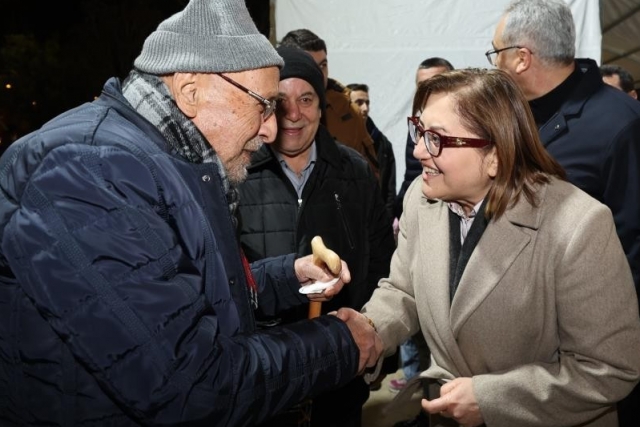 Şahin, vatandaşlarla iftarda buluştu