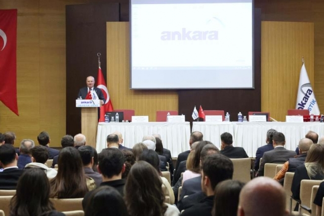 ATO Başkanı Baran: "Türkiye'nin kalbi Ankara, demiryolu ile karayolunu entegre ederek, ticaret ve lojistiği aynı potada eritiyor"