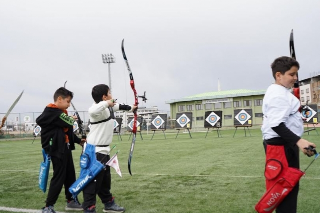 Gaziantep’te 350 Okçu Zirve İçin Yarıştı