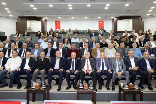 Başkan Kıvanç: "Zorlu küresel şartlara rağmen ihracatımızı artırmaya devam ediyoruz"