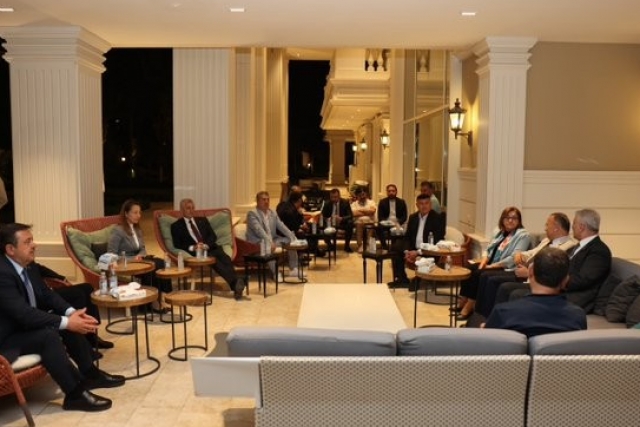 Bakan Bolat’tan Gaziantep’in Sevilen Sanayicisi Altunkaya’ya Ziyaret