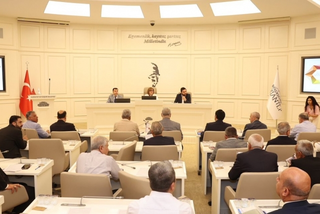 Büyükşehir Belediye Meclisi Gündem Maddelerini Görüştü
