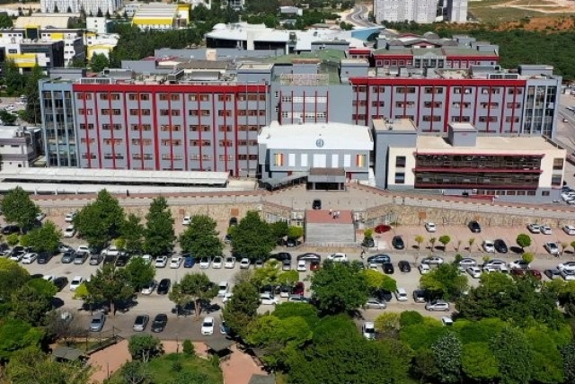 GAÜN Kornea Naklinde Üniversite Hastaneleri Arasında İkinci Sırada