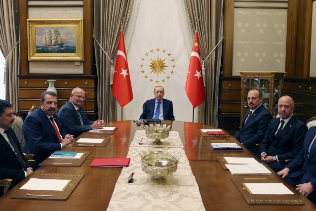 ATO Başkanı Baran, Erdoğan’a Ankara’nın Ekonomi Raporunu Sundu