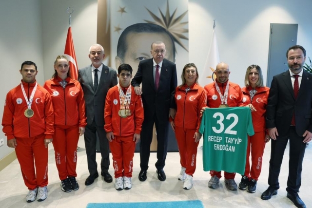 Erdoğan, Özel Sporcularla Buluştu