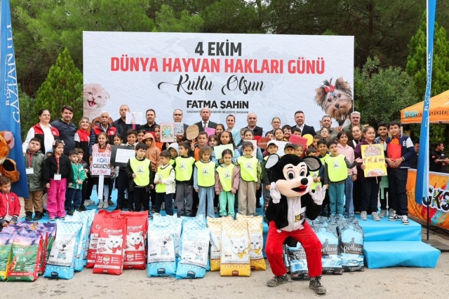 Gaziantep Büyükşehir, 4 Ekim Dünya Hayvanları Koruma Günü programı düzenledi