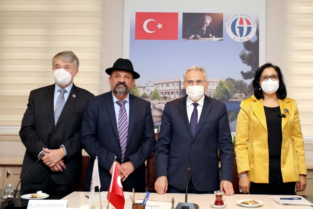 GAÜN’de tarihi kongre