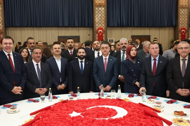 Irak Başkonsolosu Dizayee, 29 Ekim Cumhuriyet Bayramı törenine katıldı