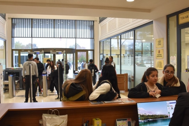 Şahinbey Millet Kütüphanesi Gençlerin Geleceğine Işık Tutuyor