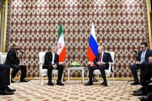 İran Cumhurbaşkanı Pezeşkiyan ile Rusya Devlet Başkanı Putin ikili ilişkileri görüştü