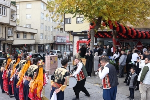 Tarihi Bey Kebapçısı Görkemli Bir Törenle Hizmete Açıldı