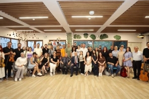 Tahmazoğlu gençlerle buluştu