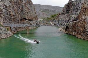 Ortadoğu’nun en uzun akarsuyu Fırat Nehri 3 ülkeye hayat veriyor