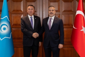 Bakan Fidan, Türk Devletleri Teşkilatı Genel Sekreteri Ömüraliyev ile görüştü