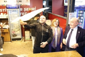 Başkan Şahin’den GastroAntep Stantlarına Yakın İlgi