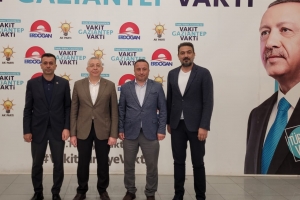 AK Parti Gaziantep İl Başkanlığı’nda seçim değerlendirme toplantısı yapıldı