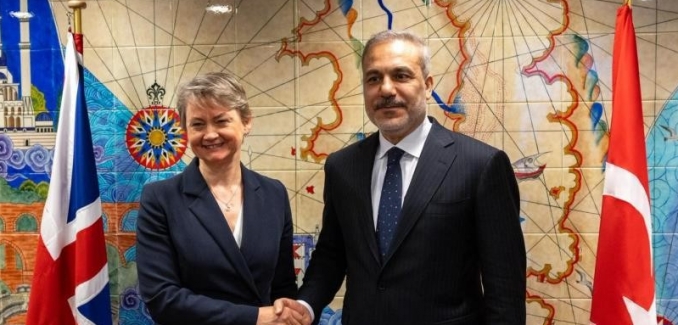 Dışişleri Bakanı Fidan, İngiliz mevkidaşı Cooper ile görüştü