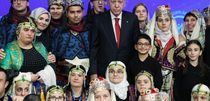 Cumhurbaşkanı Erdoğan: "Engelli vatandaşlarımızın sorunlarını çözüme ulaştırmak birincil önceliğimizdir"