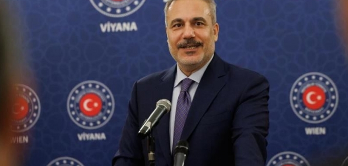 Bakan Fidan'dan Türkiye'nin Viyana Büyükelçiliğine ziyaret