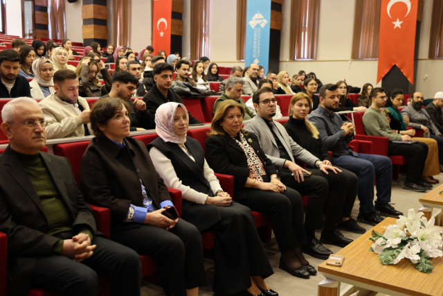 Hasan Kalyoncu Üniversitesi’nde “Modern Hayatın Ritmine Karşı Ramazan’ın Ruhu” Konferansı Düzenlendi