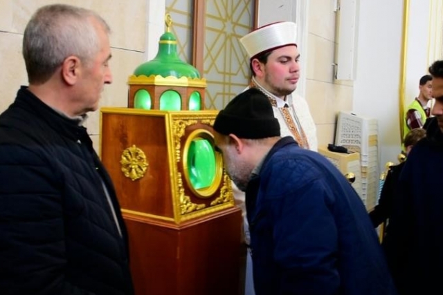Kadir Gecesi'nde Şahinbey Millet Cami doldu taştı
